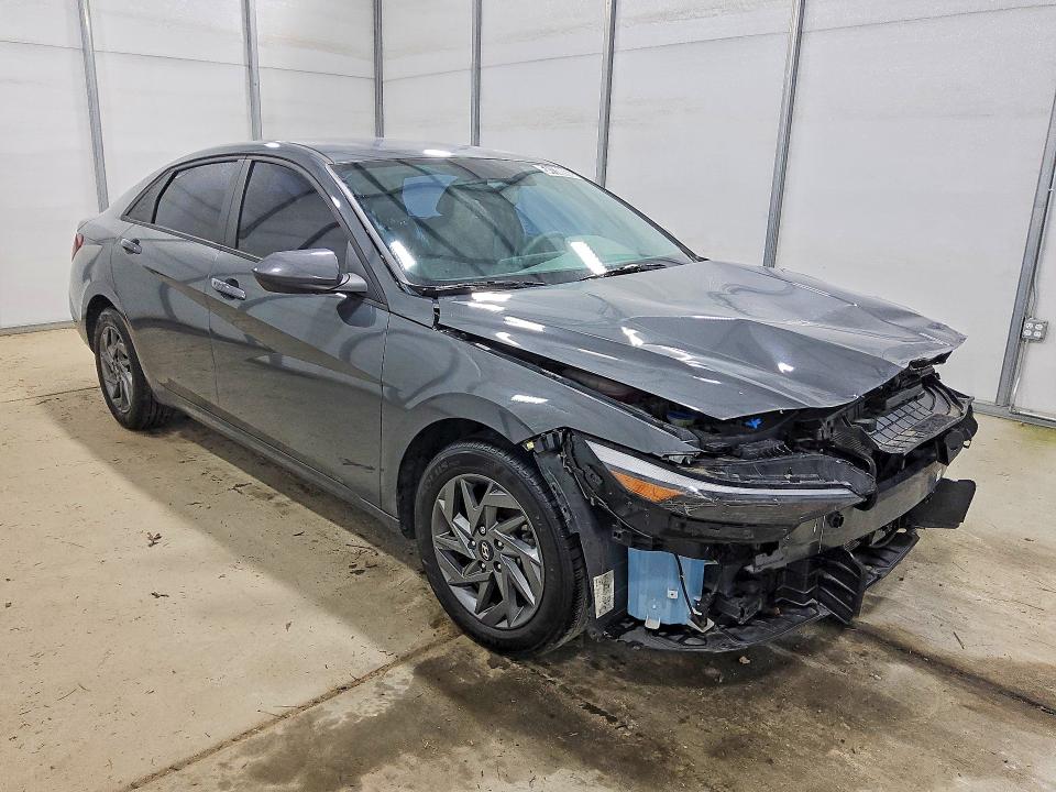 2024 Hyundai Elantra მანქანა იყიდება აუქციონზე, vin: KMHLM4DJ3RU093268, აუქციონის ნომერი: 54130066