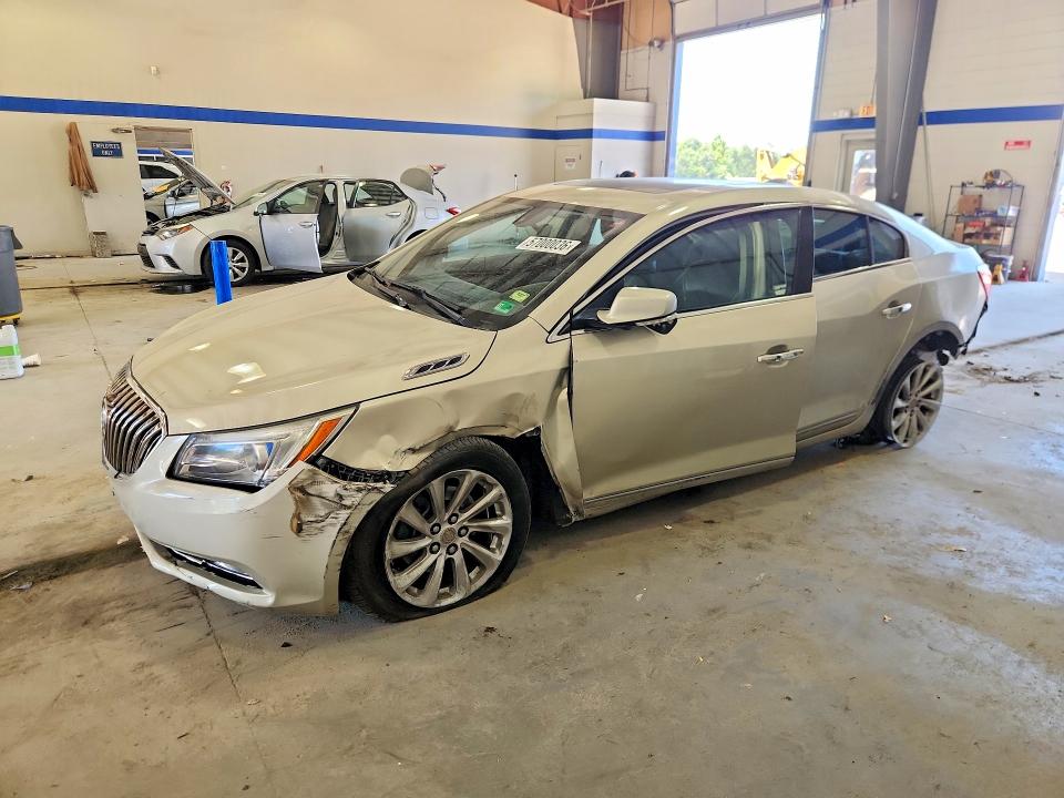Auction sale of the 2016 Buick Lacrosse, vin: 1G4GB5G36GF114562, lot number: 57000036