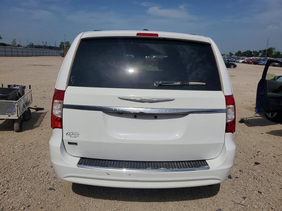 59109796 :رقم المزاد ، 2C4RC1BG9FR577378 vin ، 2015 Chrysler Town & Country مزاد بيع
