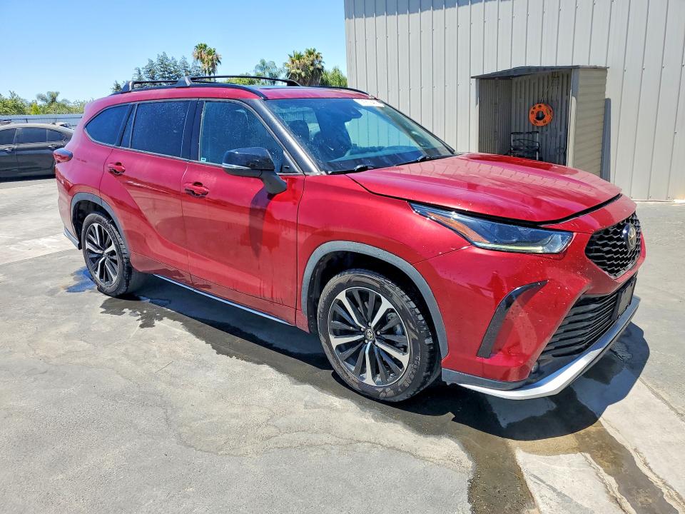 Aukcja sprzedaży 2022 Toyota Highlander, vin: 5TDJZRBH1NS248375, numer aukcji: 85630255