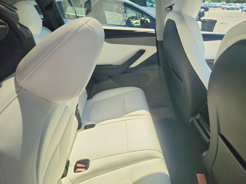 2026 Tesla Model Y მანქანა იყიდება აუქციონზე, vin: 7SAYGDEE4TA582846, აუქციონის ნომერი: 58543286