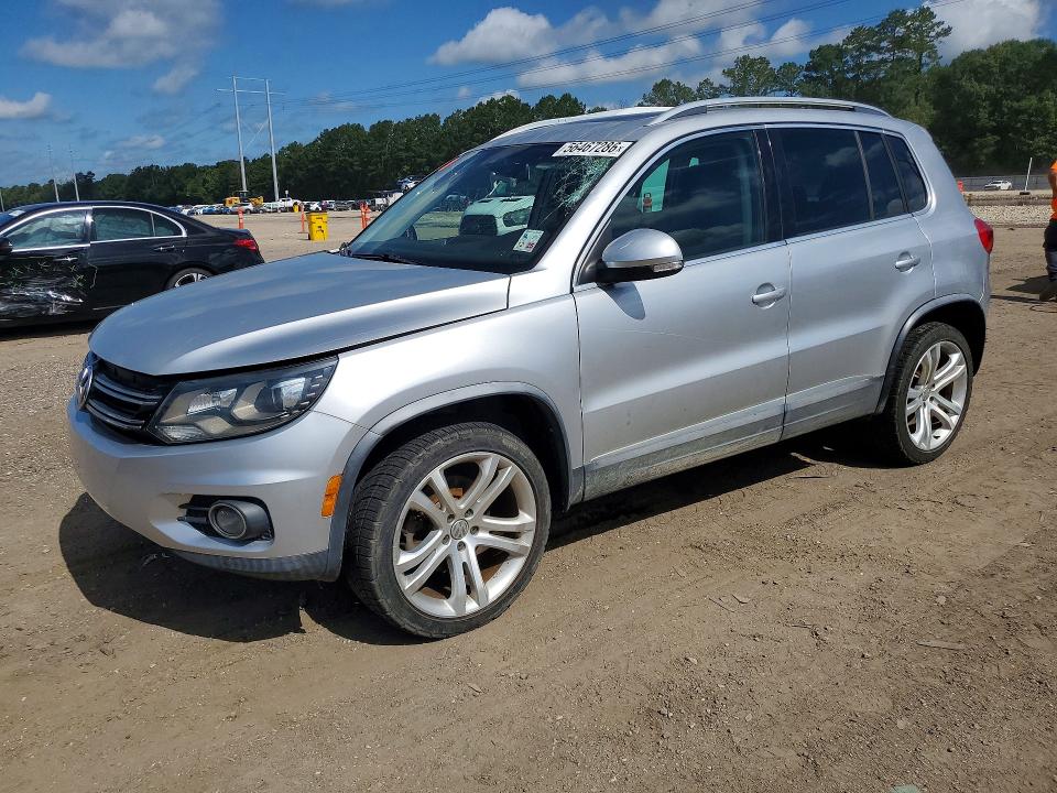 2016 Volkswagen Tiguan მანქანა იყიდება აუქციონზე, vin: WVGAV7AX9GW554280, აუქციონის ნომერი: 56467286