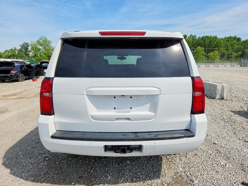 58577806 :رقم المزاد ، 1GNSKFEC1JR162555 vin ، 2018 Chevrolet Tahoe مزاد بيع
