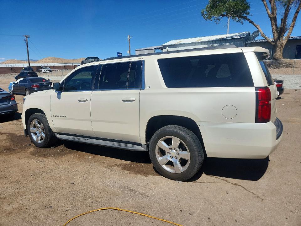 56655836 :رقم المزاد ، 1GNSCJKC2FR303807 vin ، 2015 Chevrolet Suburban مزاد بيع