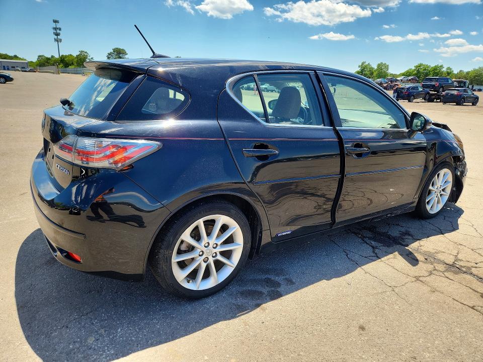 58691486 :رقم المزاد ، JTHKD5BH6B2010339 vin ، 2011 Lexus Ct مزاد بيع
