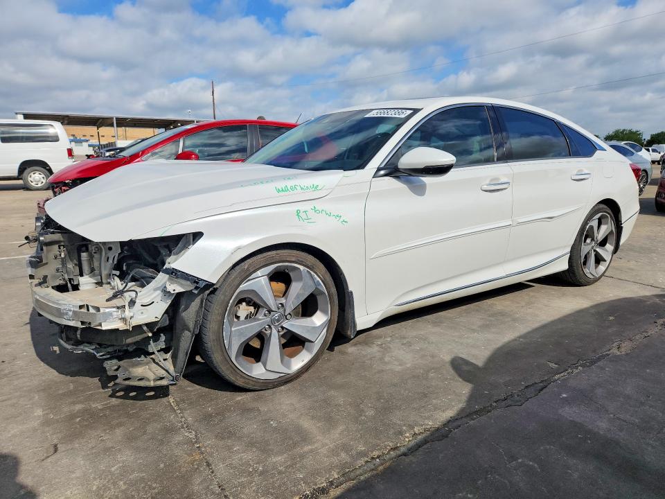 Auction sale of the 2018 Honda Accord, vin: 1HGCV2F93JA035984, lot number: 56682386