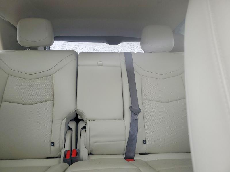 57705396 :رقم المزاد ، 1GYKNCRS3LZ142725 vin ، 2020 Cadillac Xt5 مزاد بيع