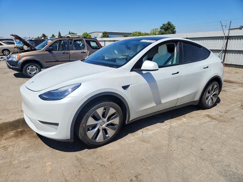 Продажа на аукционе авто 2020 Tesla Model Y, vin: 5YJYGDEE2LF023697, номер лота: 57267946