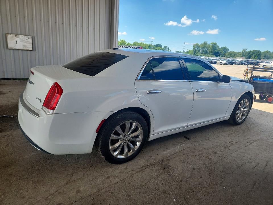 58233516 :رقم المزاد ، 2C3CCASG8FH792900 vin ، 2015 Chrysler 300c مزاد بيع