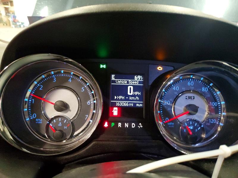 2014 Chrysler Town & Country მანქანა იყიდება აუქციონზე, vin: 2C4RC1CG1ER248591, აუქციონის ნომერი: 57704696