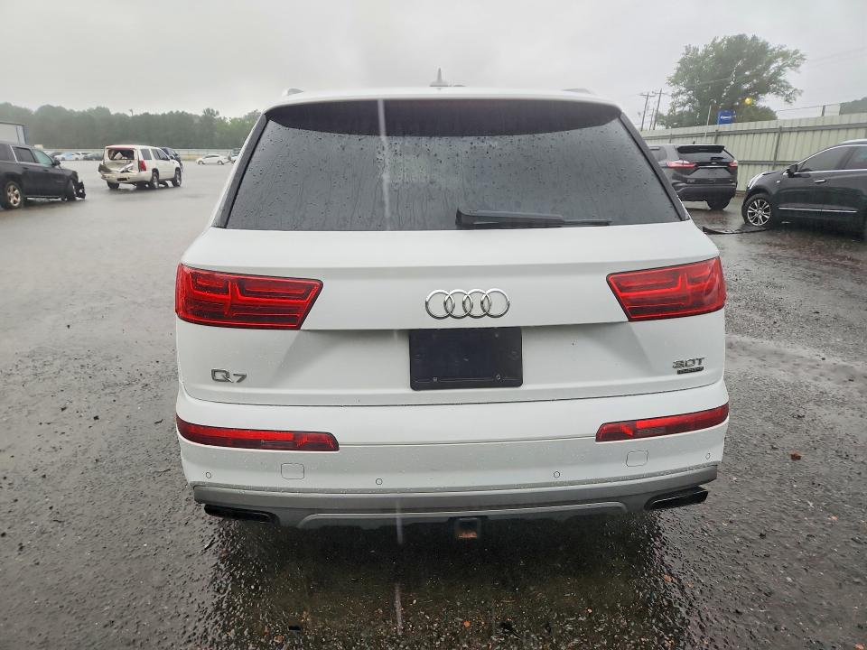 2017 Audi Q7 მანქანა იყიდება აუქციონზე, vin: WA1LAAF79HD035297, აუქციონის ნომერი: 57390206