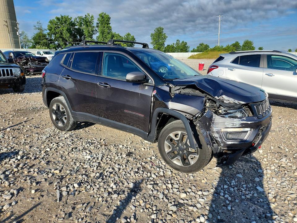 2018 Jeep Compass მანქანა იყიდება აუქციონზე, vin: 3C4NJDDB8JT231089, აუქციონის ნომერი: 58219066