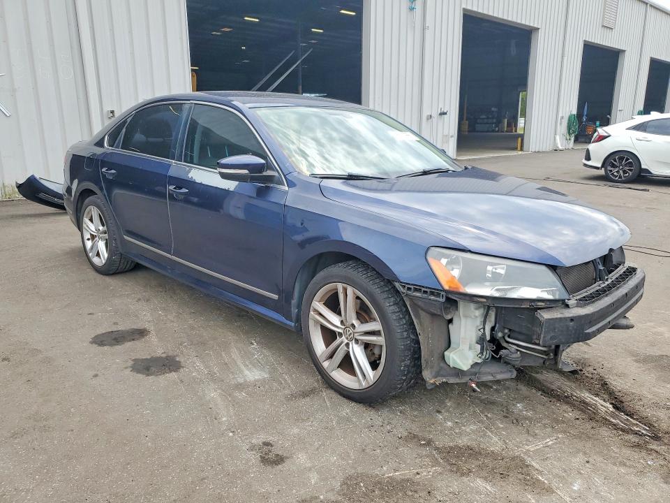 Продажа на аукционе авто 2013 Volkswagen Passat, vin: 1VWCM7A30DC080260, номер лота: 56530066