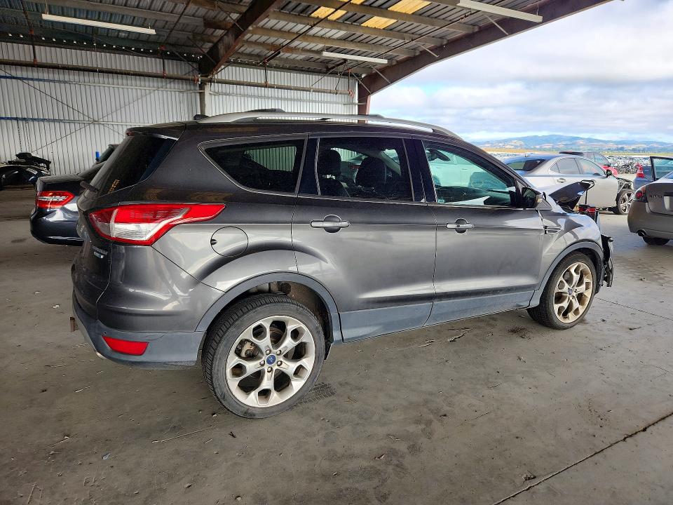 56490506 :رقم المزاد ، 1FMCU9J96FUC89479 vin ، 2015 Ford Escape مزاد بيع