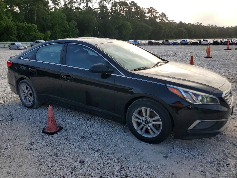 2017 Hyundai Sonata მანქანა იყიდება აუქციონზე, vin: 5NPE24AF3HH587139, აუქციონის ნომერი: 58902066