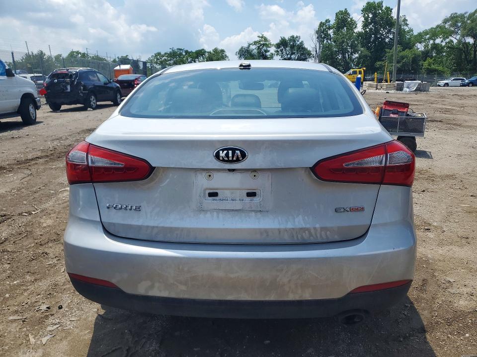 2016 Kia Forte მანქანა იყიდება აუქციონზე, vin: KNAFZ4A85G5569951, აუქციონის ნომერი: 56735966