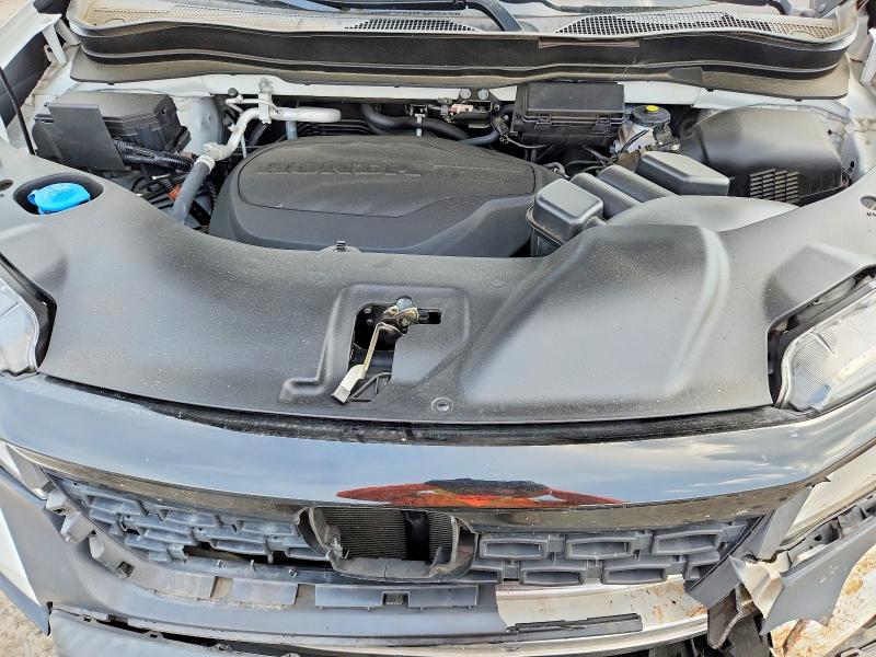 56898956 :رقم المزاد ، 5FNYF8H08MB014725 vin ، 2021 Honda Passport مزاد بيع