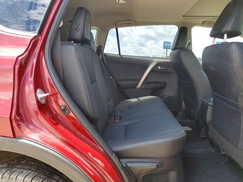 58588016 :رقم المزاد ، JTMDJREV9JD233439 vin ، 2018 Toyota Rav4 مزاد بيع
