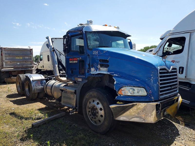 2013 Mack 600 მანქანა იყიდება აუქციონზე, vin: 1M1AW07Y4DM034620, აუქციონის ნომერი: 56101416