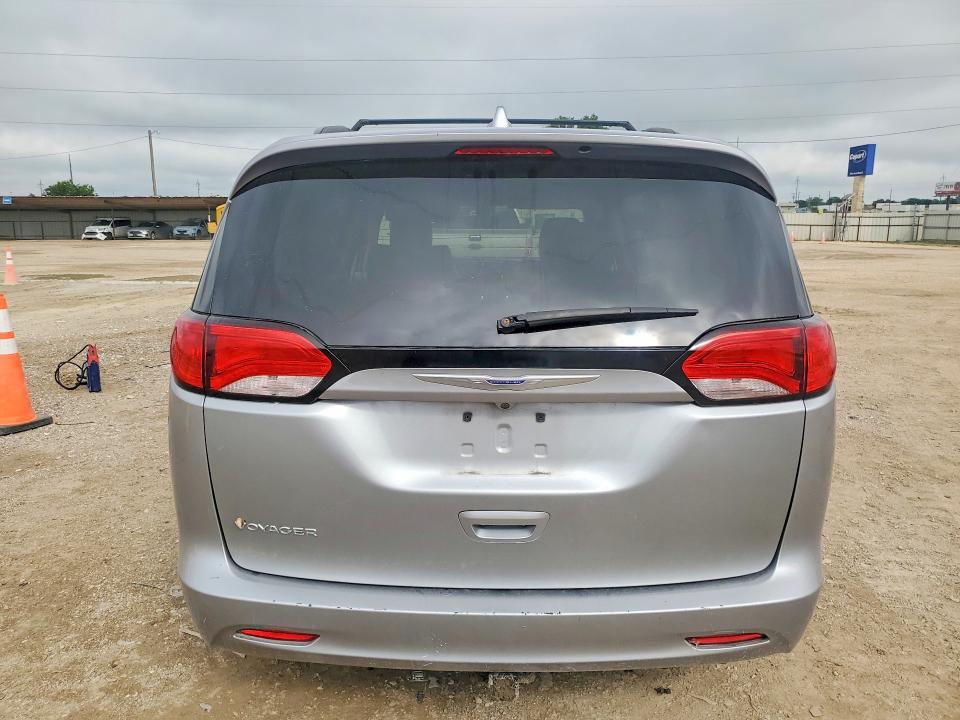 Продажа на аукционе авто 2020 Chrysler Voyager, vin: 2C4RC1DG2LR172360, номер лота: 57295186