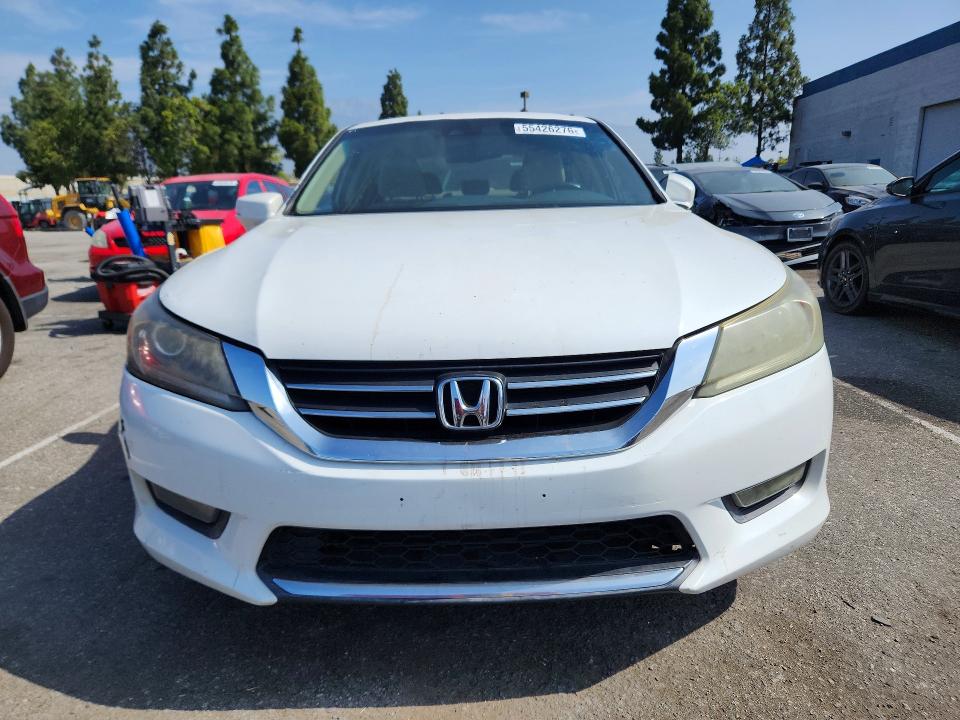 55426276 :رقم المزاد ، 1HGCR2F8XFA244237 vin ، 2015 Hond Accord مزاد بيع