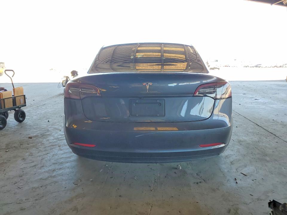 56519266 :رقم المزاد ، 5YJ3E1EA3KF400483 vin ، 2019 Tesla Model 3 مزاد بيع