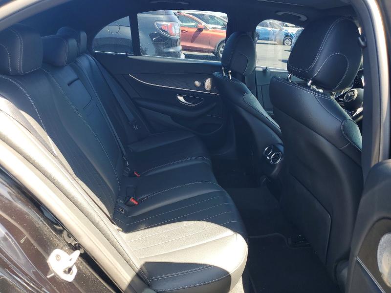 59232836 :رقم المزاد ، W1KZF8DB7NB052422 vin ، 2022 Mercedes-benz E مزاد بيع