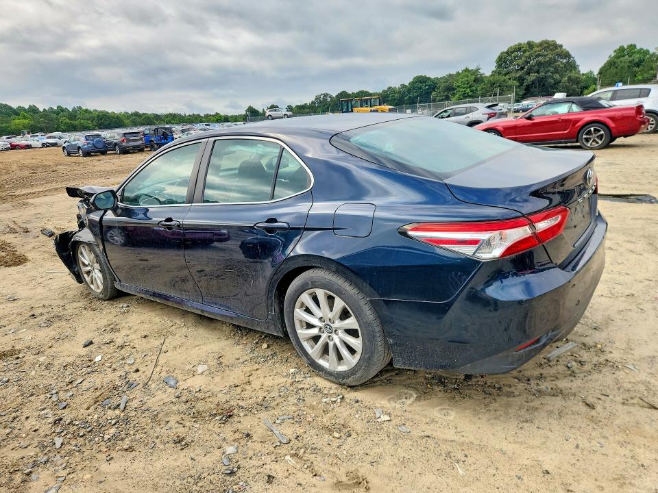 Продаж на аукціоні авто 2018 Toyota Camry, vin: 4T1B11HK8JU605312, номер лоту: 57507946