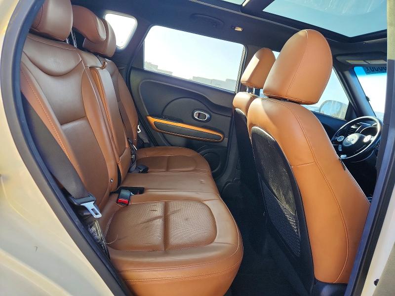 57076656 :رقم المزاد ، KNDJX3A53F7148820 vin ، 2015 Kia Soul مزاد بيع