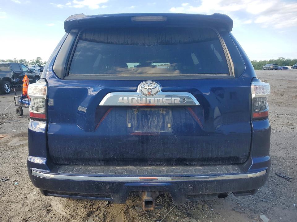 2017 Toyota 4runner მანქანა იყიდება აუქციონზე, vin: JTEBU5JR3H5428842, აუქციონის ნომერი: 57637386