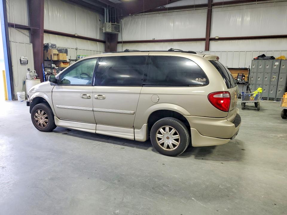 2006 Chrysler Town & Country მანქანა იყიდება აუქციონზე, vin: 2A4GP54L56R715862, აუქციონის ნომერი: 56452956