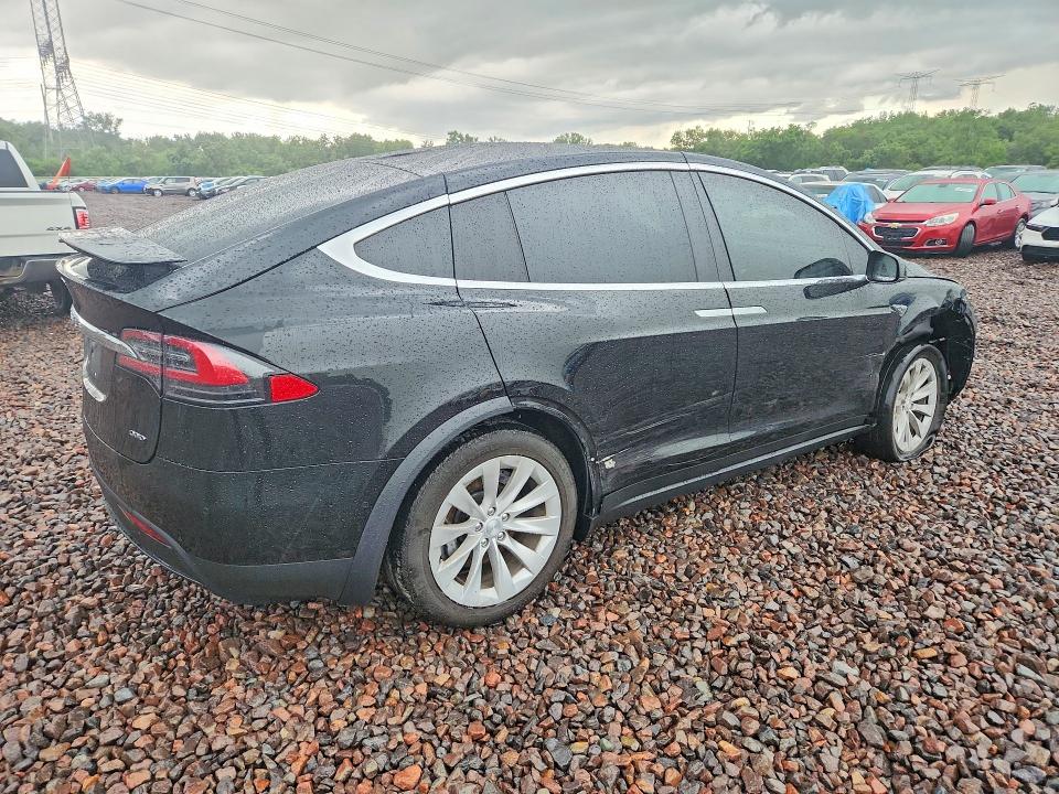 Продаж на аукціоні авто 2016 Tesla Model X, vin: 5YJXCBE23GF006981, номер лоту: 56166396