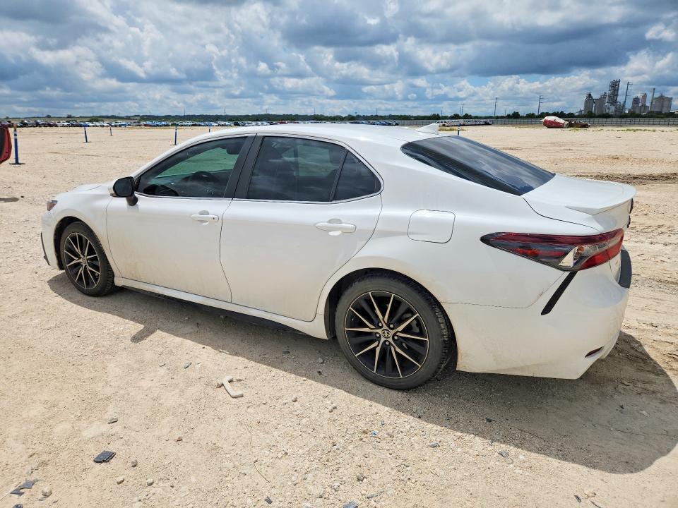 Продажа на аукционе авто 2022 Toyota Camry, vin: 4T1T11AKXNU658193, номер лота: 57554106