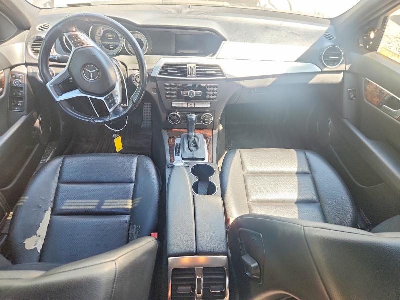 Продажа на аукционе авто 2013 Mercedes-benz C, vin: WDDGF8ABXDR248582, номер лота: 55439316