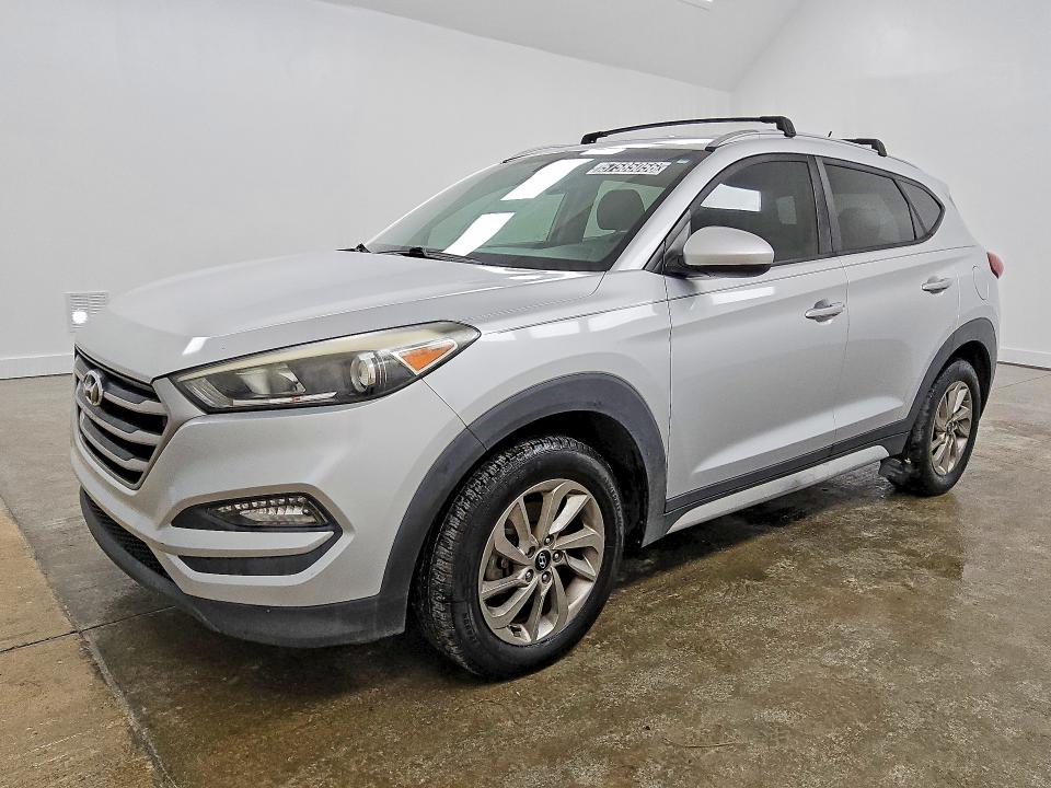 2017 Hyundai Tucson მანქანა იყიდება აუქციონზე, vin: KM8J33A43HU398545, აუქციონის ნომერი: 57585056