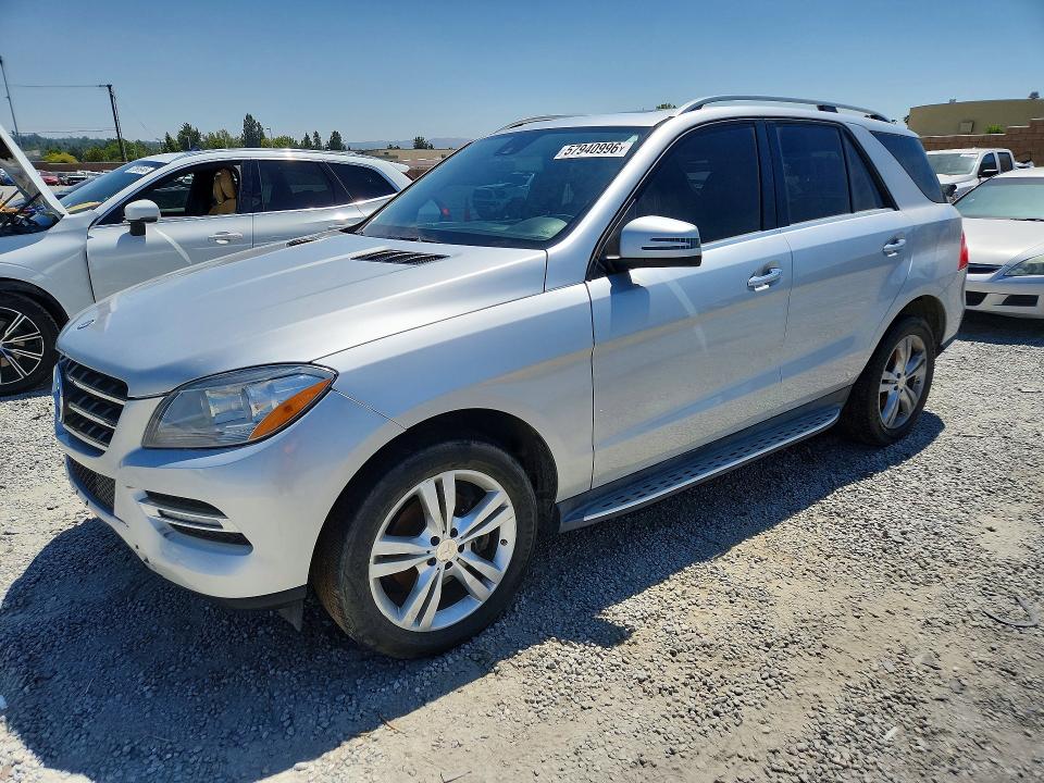 2015 Mercedes-benz Ml მანქანა იყიდება აუქციონზე, vin: 4JGDA0EB9FA520785, აუქციონის ნომერი: 57940996