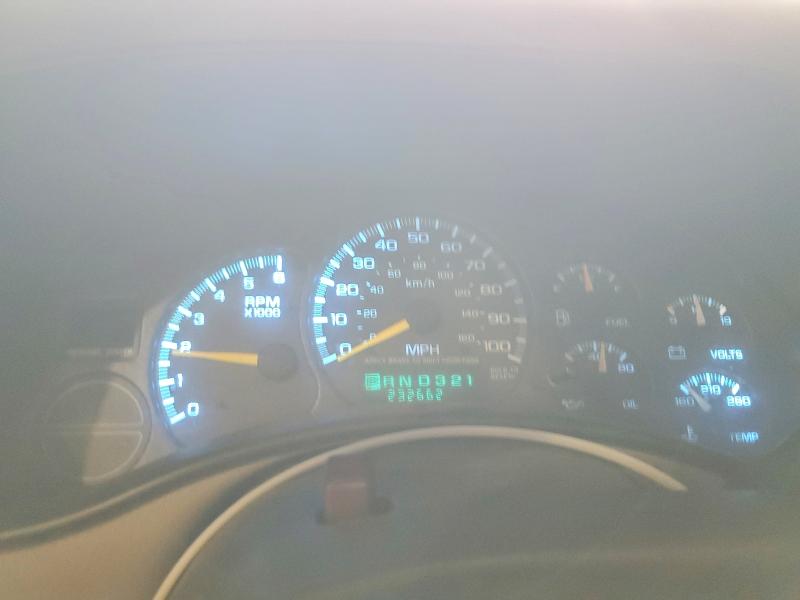 Продаж на аукціоні авто 2000 Chevrolet Silverado, vin: 1GCEC14W8YZ154318, номер лоту: 56292406