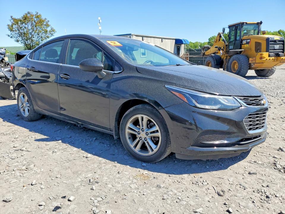 Продаж на аукціоні авто 2018 Chevrolet Cruze, vin: 1G1BE5SM4J7118139, номер лоту: 55342016