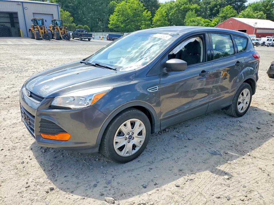 57224526 :رقم المزاد ، 1FMCU0F78FUB67015 vin ، 2015 Ford Escape مزاد بيع