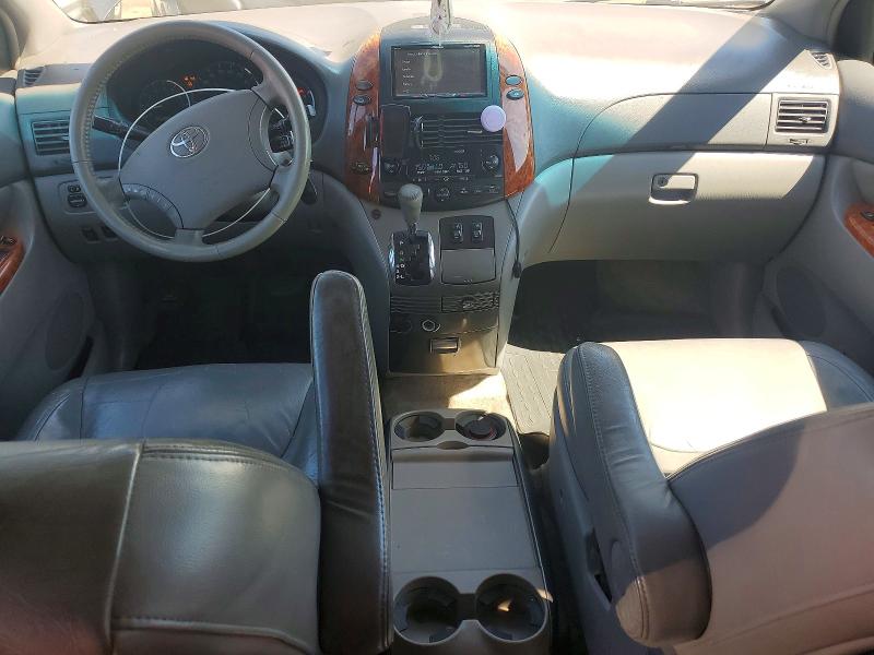 55882676 :رقم المزاد ، 5TDBA22C16S071951 vin ، 2006 Toyota Sienna مزاد بيع