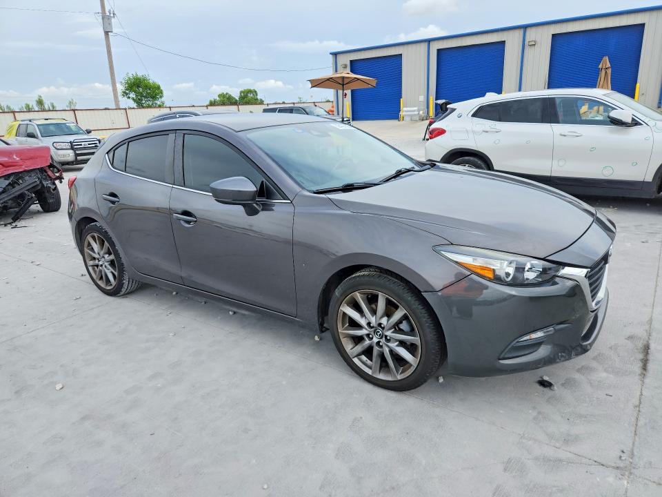 Продажа на аукционе авто 2018 Mazda 3, vin: 3MZBN1L30JM180100, номер лота: 56437826