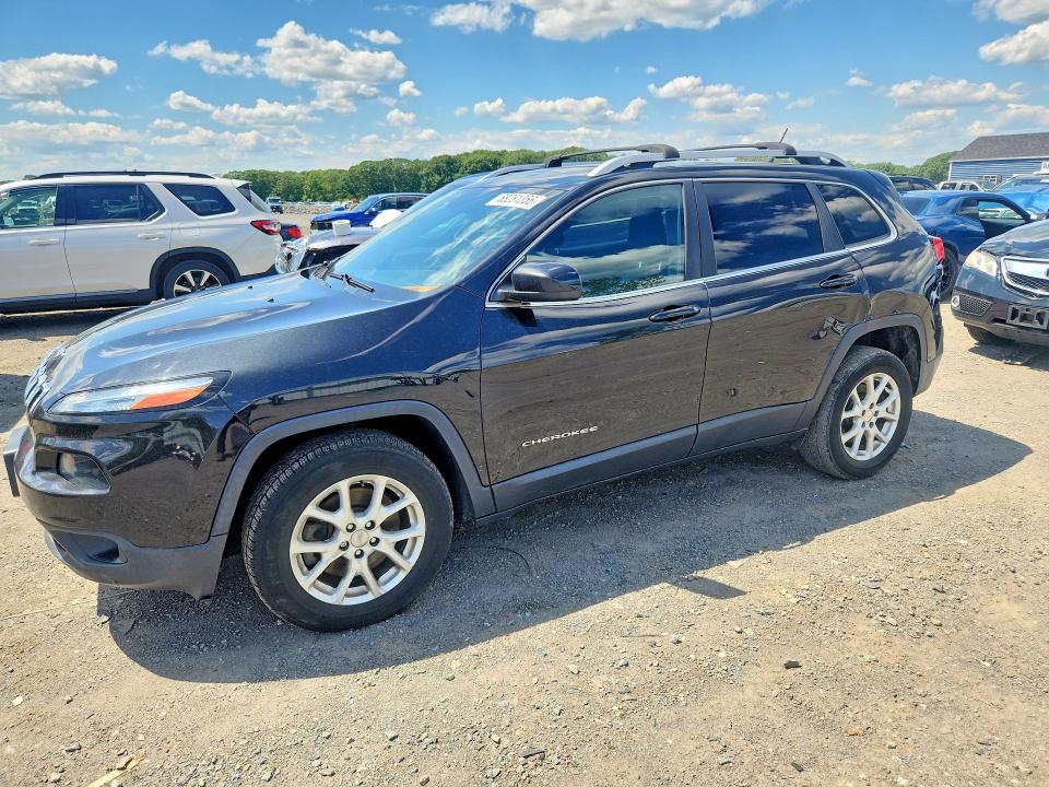 58281356 :رقم المزاد ، 1C4PJMCB6FW702975 vin ، 2015 Jeep Cherokee مزاد بيع