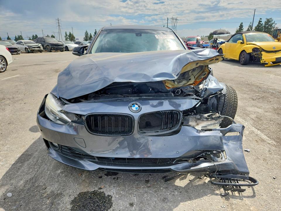 57931476 :رقم المزاد ، WBA3C1G51FNR50050 vin ، 2015 Bmw 328 مزاد بيع