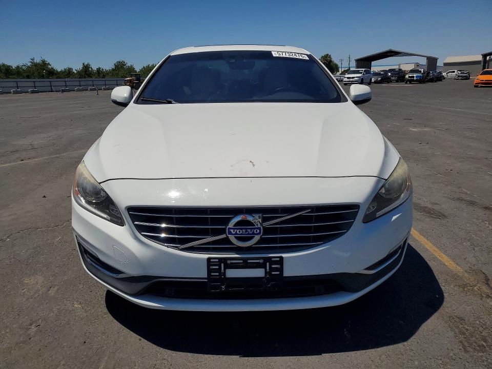 2016 Volvo S60 მანქანა იყიდება აუქციონზე, vin: YV126MFK5G2392490, აუქციონის ნომერი: 57732476