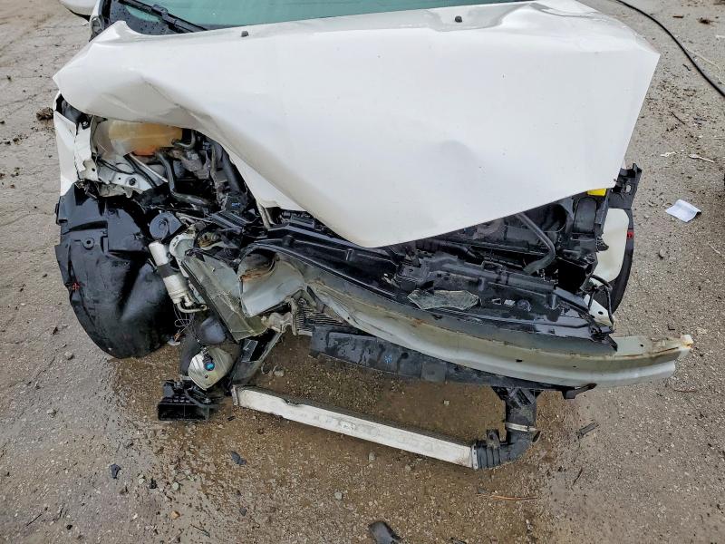 56189906 :رقم المزاد ، 3FADP4GX7JM127033 vin ، 2018 Ford Fiesta مزاد بيع