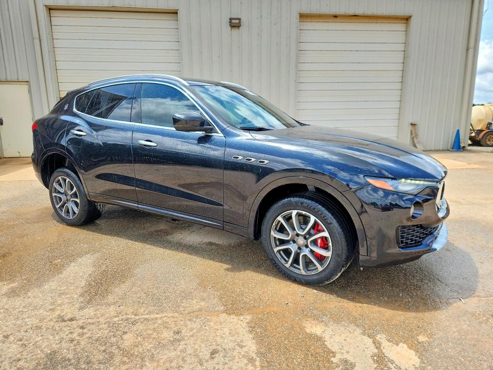 58146446 :رقم المزاد ، ZN661YUL1HX241268 vin ، 2017 Maserati Levante مزاد بيع