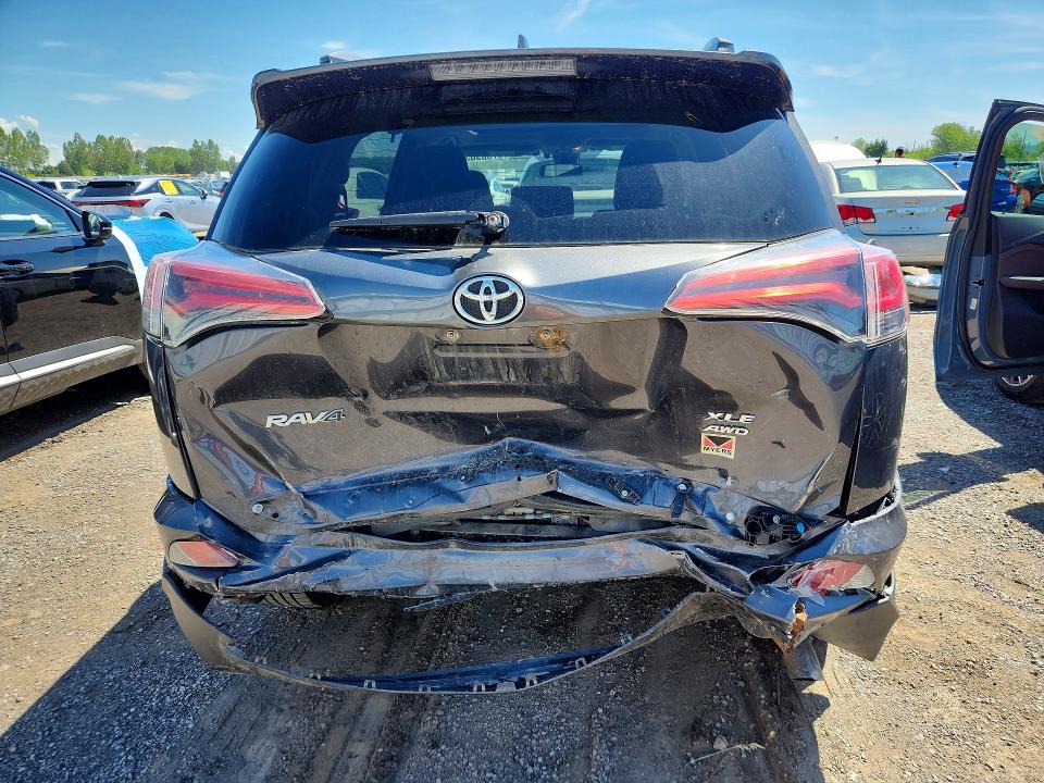 Продаж на аукціоні авто 2018 Toyota Rav4, vin: 2T3RFREV1JW851719, номер лоту: 57509636