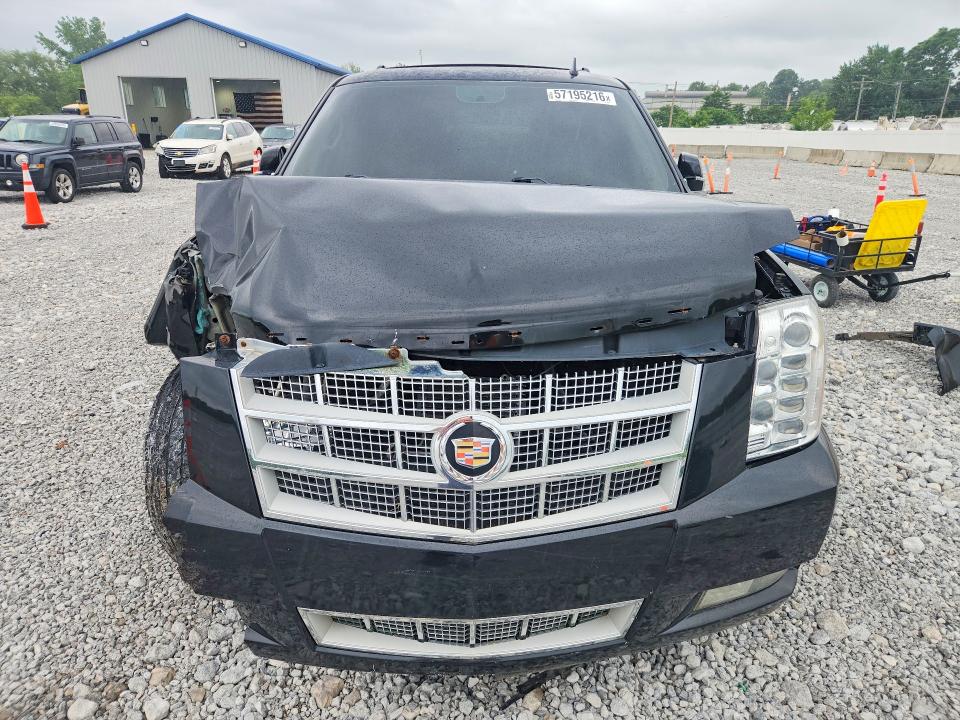 2013 Cadillac Escalade მანქანა იყიდება აუქციონზე, vin: 1GYS4DEF1DR297986, აუქციონის ნომერი: 57195216