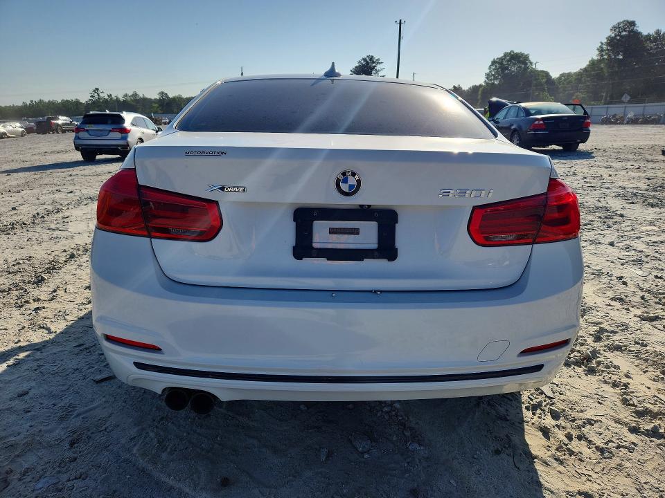 Продаж на аукціоні авто 2018 Bmw 330, vin: WBA8D9G55JNU67302, номер лоту: 58839786
