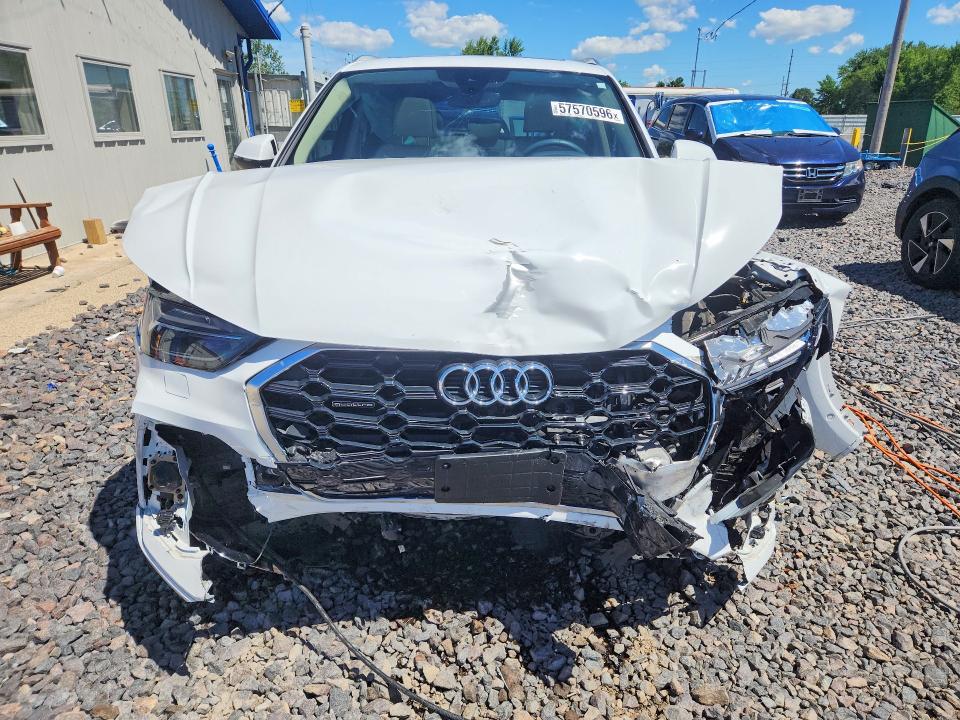 57570596 :رقم المزاد ، WA1FAAFY8R2024276 vin ، 2024 Audi Q5 مزاد بيع